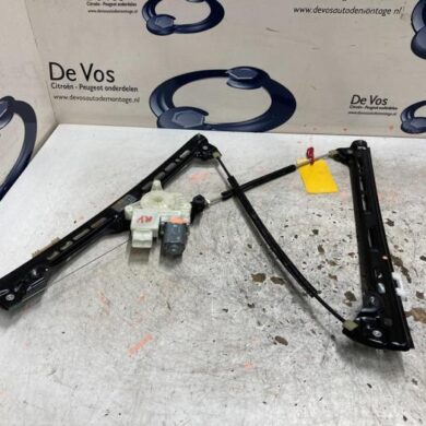 Citroen C4 Picasso  Ruitmechaniek 4Deurs rechts-voor 2017 9675924680-9826076280