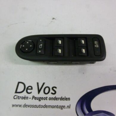 Peugeot 308 1.6 VTI 16V Multi-functional window switch 2009 649026
