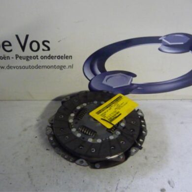 Peugeot 2008 1.2 Vti 12V PureTech 82 Koppelingsset (compleet) HM01-HMZHM01 2013 1607870480 20CR02