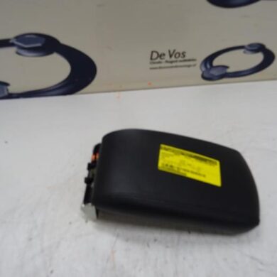 Peugeot 308  Armrest 2009 7589SS