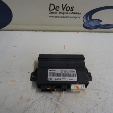 Peugeot 308 1.6 VTI 16V PDC Module 2010 6490GZ-6490HA