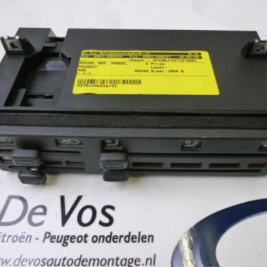 Peugeot 405 1.8 SRi,Gri Kachel Bedieningspaneel 1994 6451C4