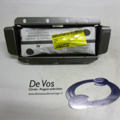 Peugeot 607 2.2 HDi 16V FAP Airbag rechts (Dashboard) 2003 8216E5