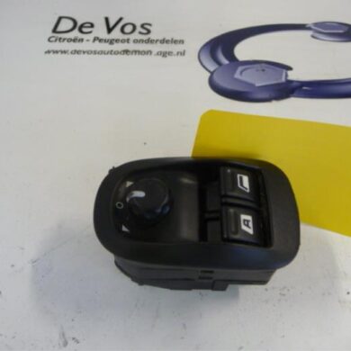 Peugeot 206 1.6 16V Multi-functional window switch 2004 6554WA