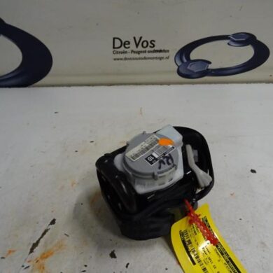 Peugeot Partner  Seatbelt tensioner, right 2011 8976R1