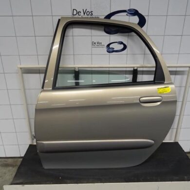 Citroen Picasso 2.0 16V Rear door 4-door, left 2005 900691