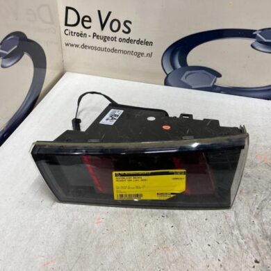 Peugeot 508 1.6 16V THP 165 Taillight, right 2020 9813507980