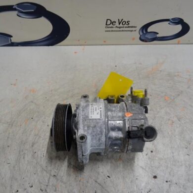 Peugeot 3008  Air conditioning pump 5GF5G06 2019 9808729680-9834291080