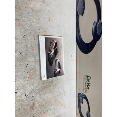 Peugeot 208 1.4 16V Instructie Boekje 2012