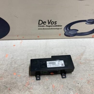 DS Automobiles DS7 Crossback  Telefoon interface 2018 9829893880