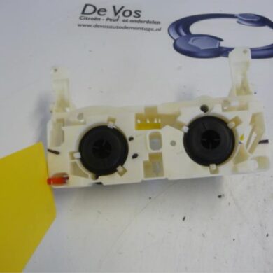 Citroen DS4  Heater control panel 2013 6452V9