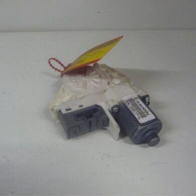 Peugeot 407 2.0 16V Door window motor 2005 922492