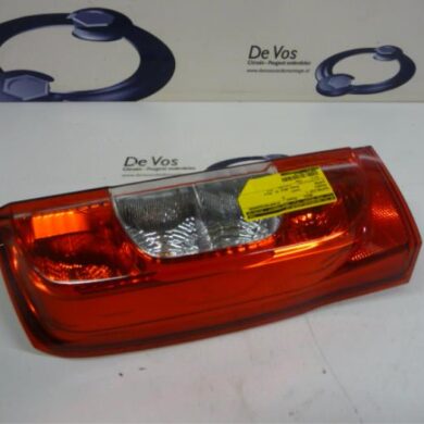 Peugeot Bipper 1.3 HDI Achterlicht links 2012 6350EV