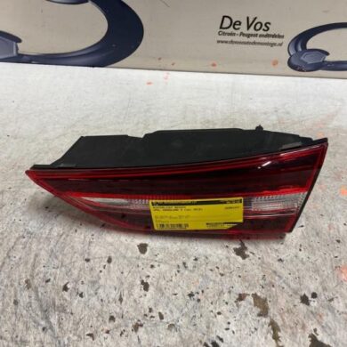 Opel Grandland X 1.2 Turbo 12V Taillight, right 2019 YP00016280