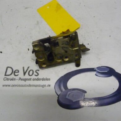 Citroen ZX 1.6i Avantage,Aura Front door lock mechanism 4-door, right 1992 96056001