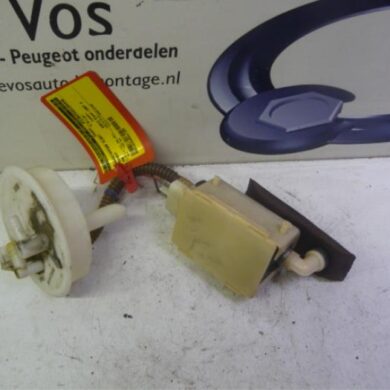 Peugeot 306 1.4 SL,SR Electric fuel pump KFX 1997 145507