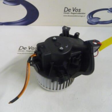 Peugeot Bipper 1.4 HDi Kachel Ventilatiemotor 2010 6441AN
