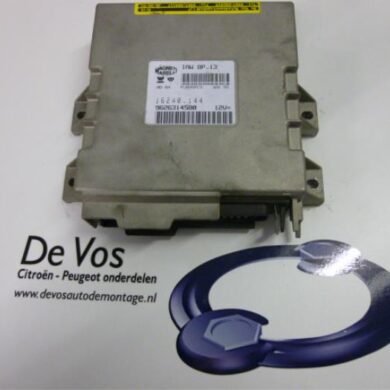 Citroen Xantia  Engine management computer BFZ 1995