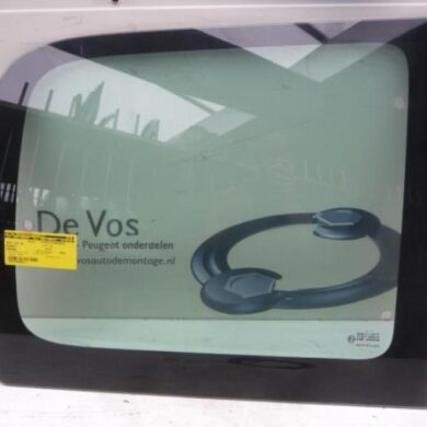 Peugeot Partner 1.9 D Window 2-door, rear right 2002 8569S3