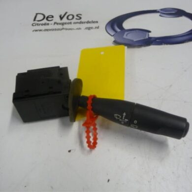 Peugeot 206 2.0 GTI 16V Wiper switch 2001 6239J1