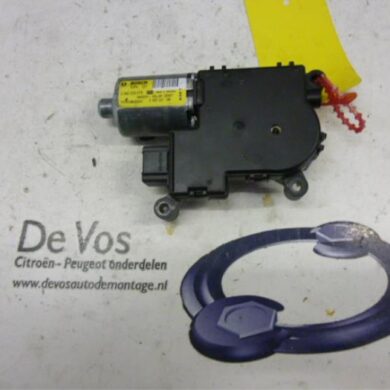 Peugeot 308 1.6 HDi 16V Sunroof motor 2008 8401RR
