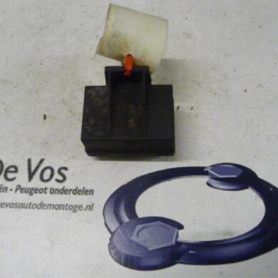 Citroen Xantia 2.1 TD Glow plug relay 1998 598119