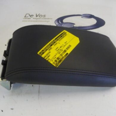 Peugeot RCZ  Armrest 2011 7591LZ