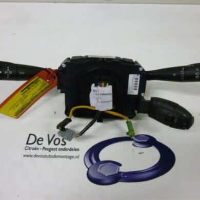 Peugeot 207 1.6 HDi 16V Steering column stalk 2006 624258