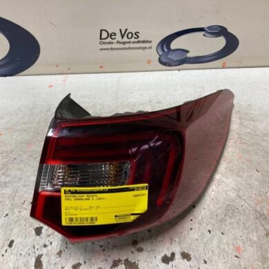 Opel Grandland X  Taillight, right 2021 YP00098280
