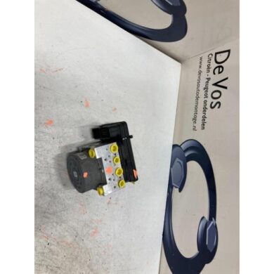 Citroen C4 Cactus 1.6 Blue Hdi 100 ABS Pomp BHY 2015 1614253980-1619251280-1682592780-9812847880