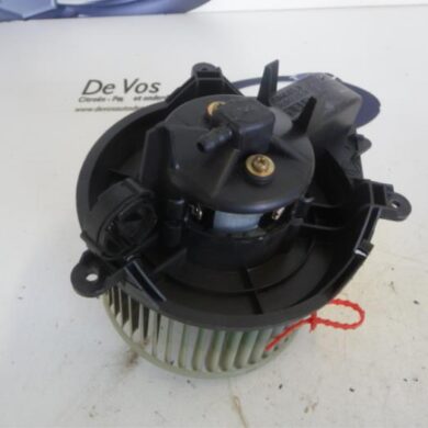 Citroen Xsara 1.6i 16V Kachel Ventilatiemotor 2002 6441N0