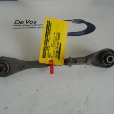 Peugeot 508  Reactiestang links-achter 2011 517847