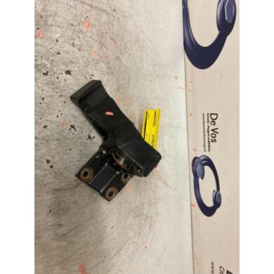 Peugeot 3008 1.6 16V HYbrid 225 Engine mount 5G06 2021 9824092680