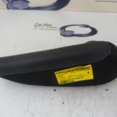 Citroen C4 Picasso  Armleuning 2011 8831H6