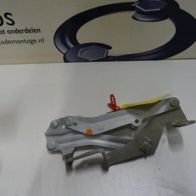 Peugeot 3008  Bonnet Hinge 2017 9814188880