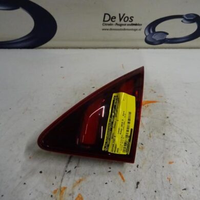 Peugeot 3008  Taillight, right 2015 9805511280