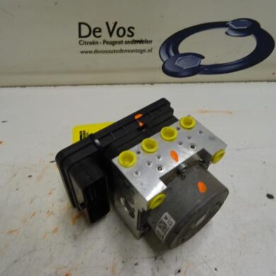 Peugeot 208  ABS Pomp 5FU-5FU5F03 2013 1609981280-1611520980