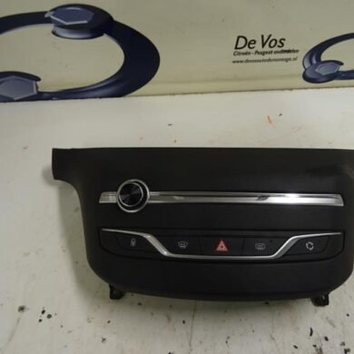 Peugeot 308  Radiobedienfeld 2016 96777660ZD