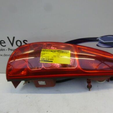 Peugeot 807 2.0 16V Achterlicht rechts 2003 6351Y4-14500