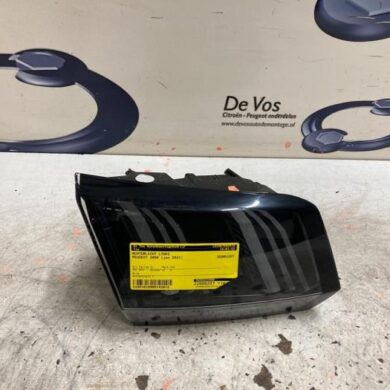 Peugeot 3008  Achterlicht links 2021 9836231480