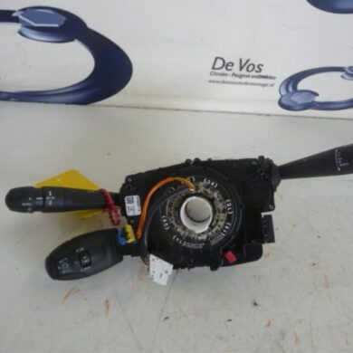 Peugeot 208  Steering column stalk 2012 98081769ZD-98030392ZD