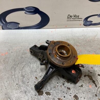 Peugeot 3008 1.6 16V HYbrid 225 Knuckle, front right 2019 1647857080-1618891080