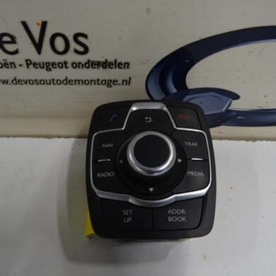 Peugeot 508  Navigation control panel 2013 98023785ZD