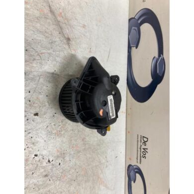Peugeot 406 2.2 16V Heating and ventilation fan motor 2005 6441K9