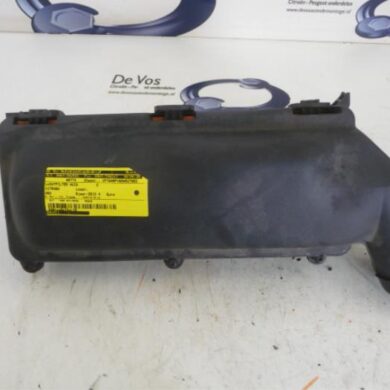 Citroen DS3  Air box 5FV5F02 2013 1420T3