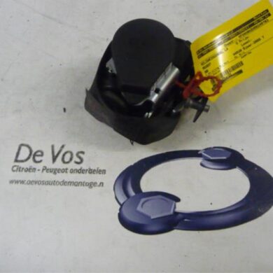 Peugeot 308  Rear seatbelt, left 2008 8975T8