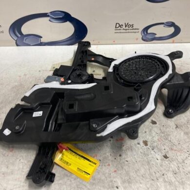 Citroen Berlingo 1.5 BlueHDi 130 Ruitmechaniek 4Deurs rechts-voor 2021 9830335980