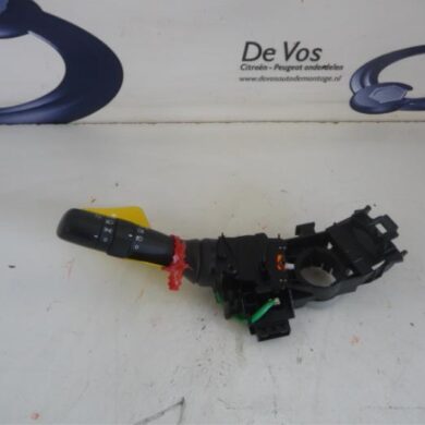 Peugeot 108  Combischakelaar Stuurkolom 2014 B000901680