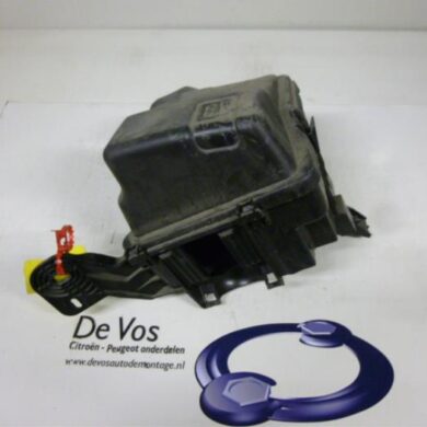 Citroen C3 1.4 HDi Relay holder 2011 654588-654587