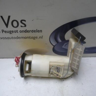 Citroen Saxo 1.1i X,SX Electric fuel pump HDZ 1998 1525E1